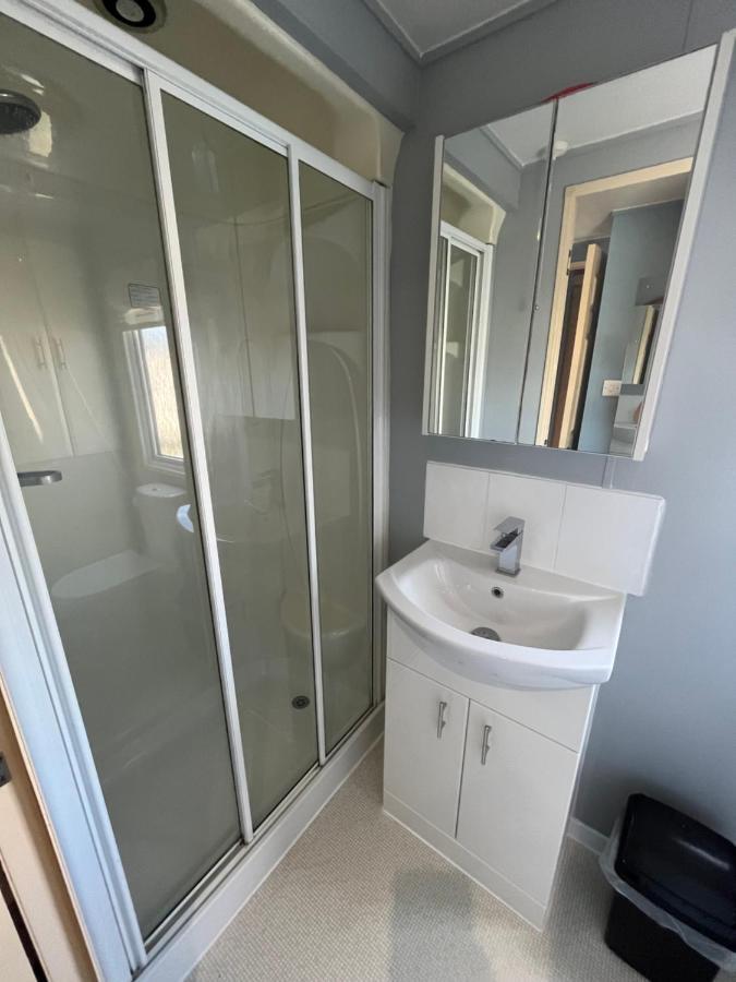 Kittiwake 10, - California Cliffs, Parkdean, Sleeps 6, Pet Friendly, Close To The Beach