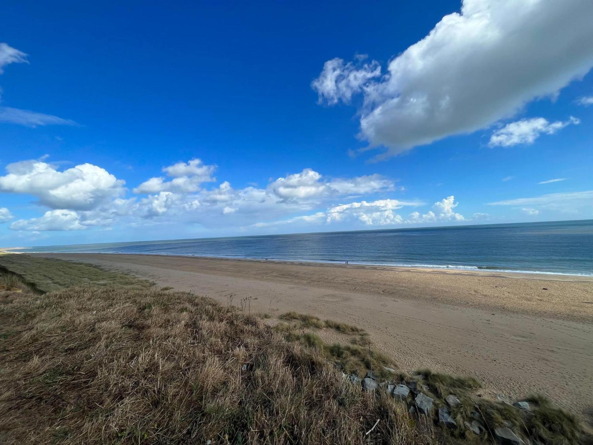 Kittiwake 10, - California Cliffs, Parkdean, Sleeps 6, Pet Friendly, Close To The Beach Scratby